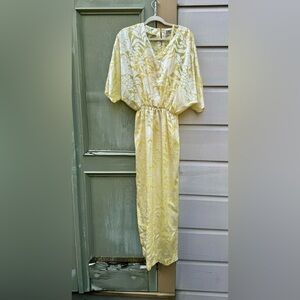 Elegant Yellow kimono Dress
